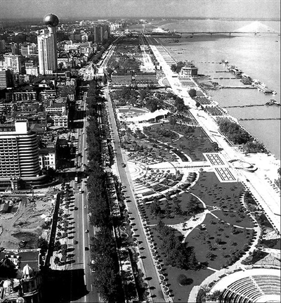 不到4分钟就能走到公交站武汉追求自然与城市的完美融合